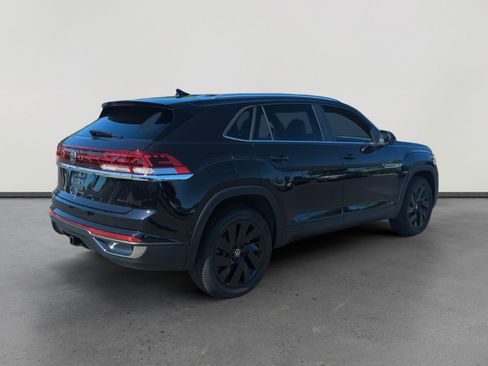 New 2026 Volkswagen Atlas Cross Sport SE image 5