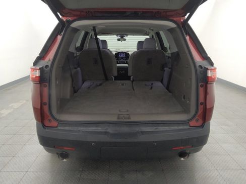 Used 2020 Chevrolet Traverse LT FWD image 29