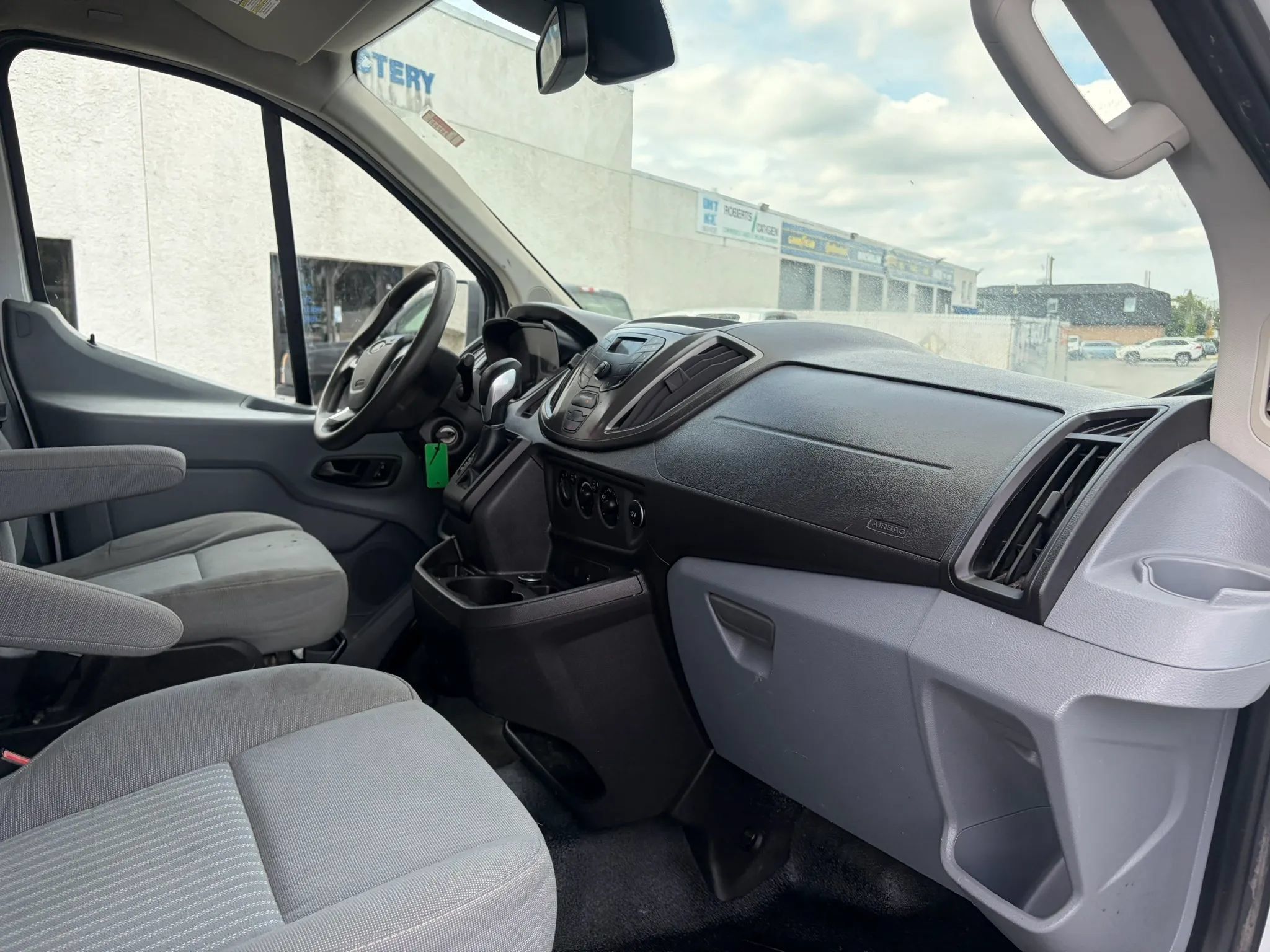 Used 2016 Ford Transit 250 130 Low Roof w/ Exterior Upgrade Package RWD image 21
