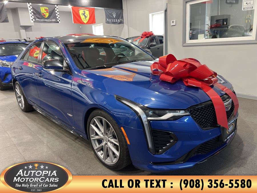 Used 2022 Cadillac CT4 V RWD image 7