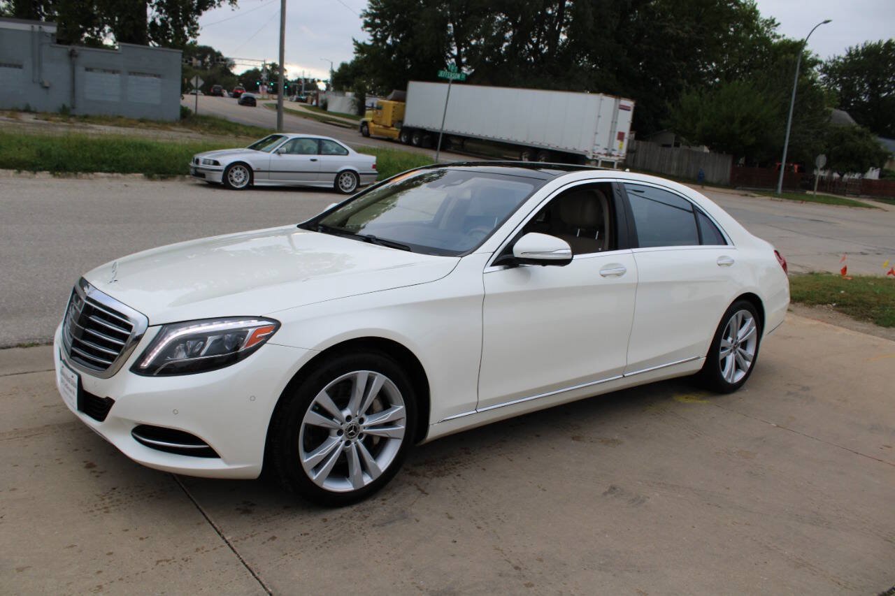 Used 2017 Mercedes-Benz S 550 4MATIC Sedan image 4
