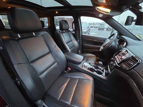Used 2019 Jeep Grand Cherokee Limited w/ Luxury Group II image 21