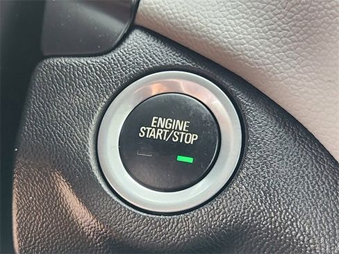 Used 2024 Chevrolet Equinox LS w/ LS Convenience Package image 20