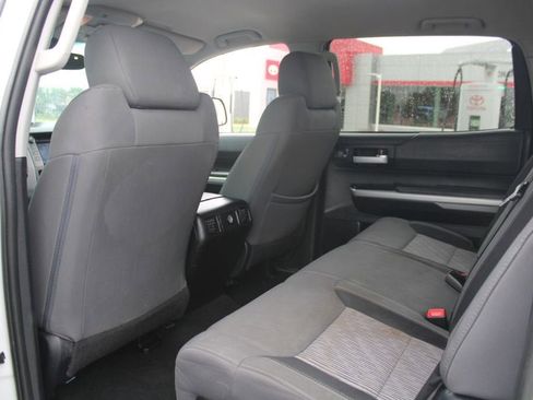 Used 2016 Toyota Tundra SR5 w/ SR5 Upgrade Package RWD image 14