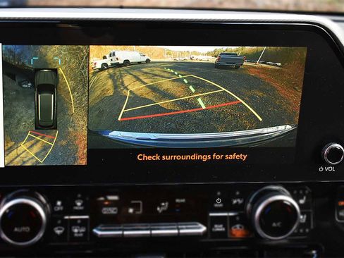 Used 2023 Toyota Highlander Platinum image 20