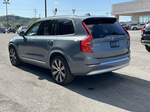 Certified 2022 Volvo XC90 T6 Inscription w/ Lounge Package image 5