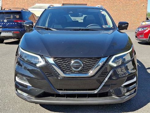 Certified 2021 Nissan Rogue Sport SL w/ Premium Package AWD/4WD image 2