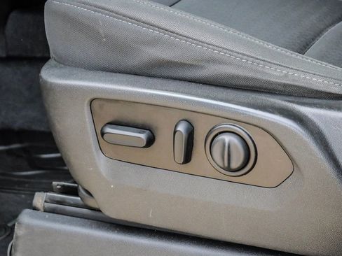 Used 2021 Chevrolet Silverado 1500 LT w/ Z71 Off-Road Package image 26