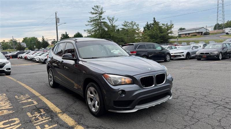 Used 2015 BMW X1 sDrive28i RWD image 3