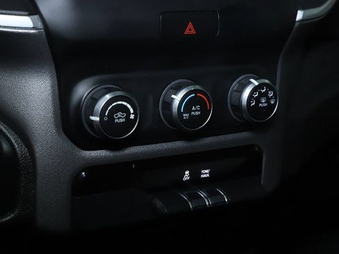 Used 2019 RAM 1500 Big Horn AWD/4WD image 26
