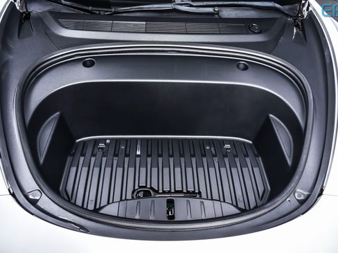 Used 2021 Tesla Model 3 Standard Range Plus image 11