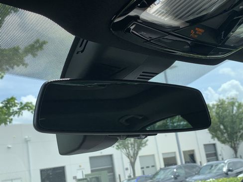 Certified 2025 BMW 330i Sedan w/ Premium Package image 30