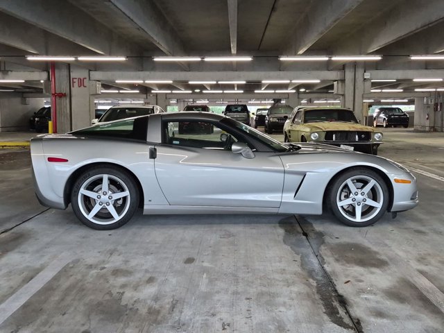 Used 2007 Chevrolet Corvette Coupe RWD image 4