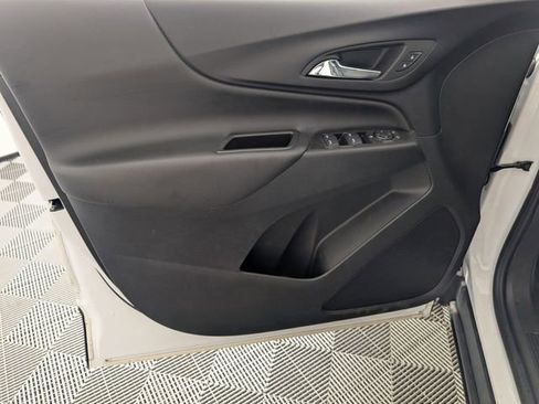 Used 2023 Chevrolet Equinox LT w/ LPO, Floor Liner Package AWD/4WD image 10