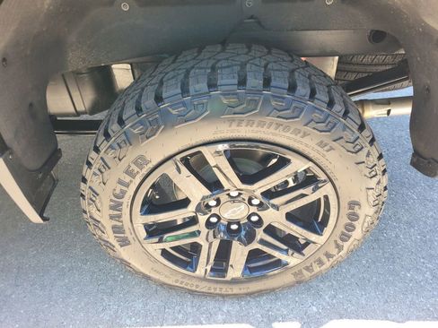 New 2026 Chevrolet Silverado 1500 Custom Trail Boss w/ Midnight Edition image 21