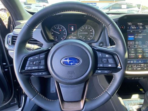 Used 2025 Subaru Forester Sport image 19