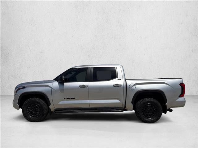 Used 2025 Toyota Tundra SR5 w/ SR5 Premium Package AWD/4WD image 9
