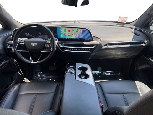 Used 2024 Cadillac Lyriq Tech RWD image 10