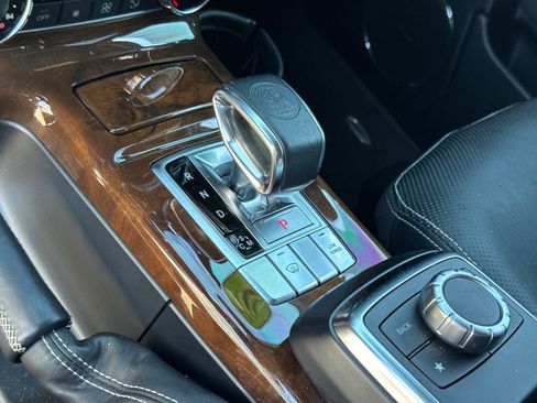 Used 2013 Mercedes-Benz G 63 AMG 4MATIC image 16