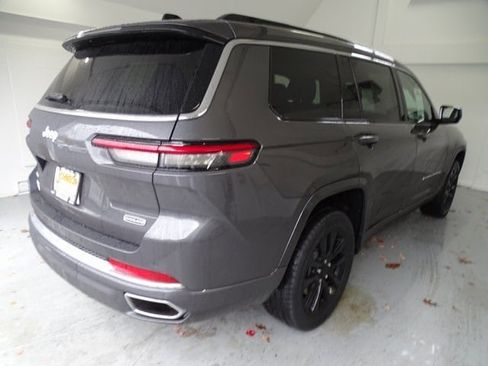 Certified 2024 Jeep Grand Cherokee L Overland w/ Trailer Tow Package image 24