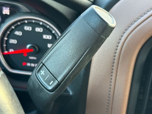 Used 2021 Chevrolet Silverado 1500 High Country w/ Technology Package image 26