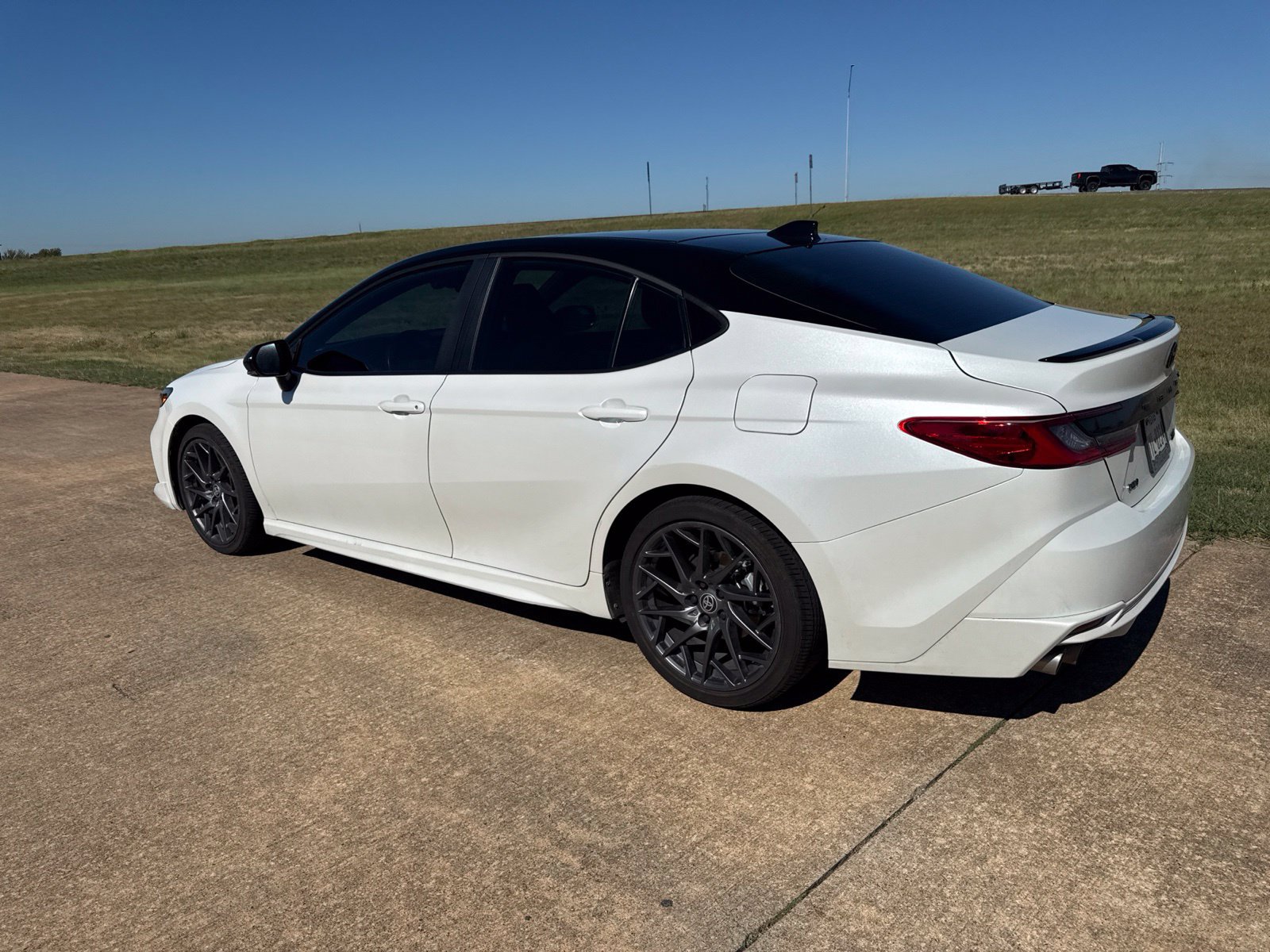 Used 2025 Toyota Camry XSE w/ Premium Package FWD image 9