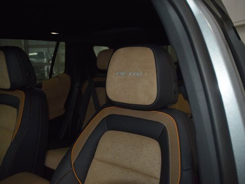 New 2026 Chevrolet Equinox ACTIV w/ Convenience Package III AWD/4WD image 41