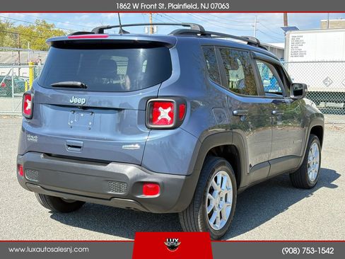 Used 2021 Jeep Renegade Latitude w/ Convenience Group AWD/4WD image 7