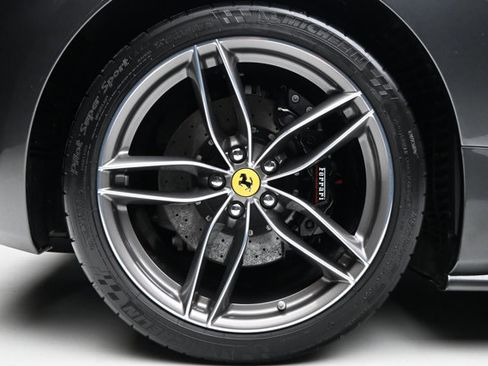 Used 2016 Ferrari 488 GTB image 39