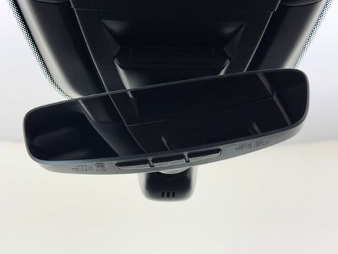 Used 2024 Porsche Cayenne image 34