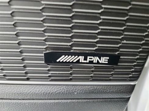 Used 2022 Jeep Grand Cherokee L Limited image 38