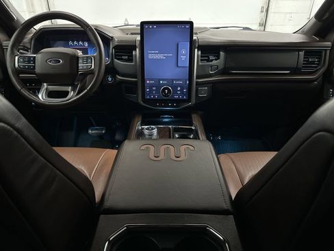 Used 2024 Ford Expedition Max King Ranch image 25