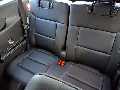 Certified 2022 Ford Explorer XLT w/ Equipment Group 202A image 8