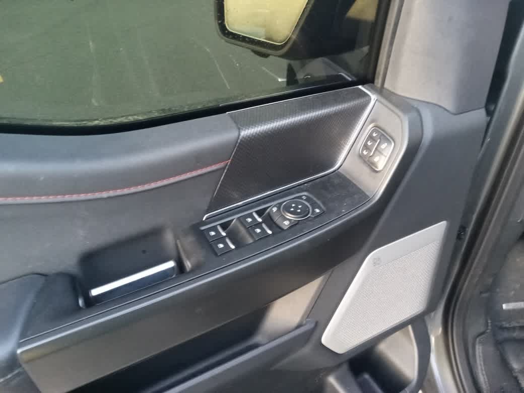 Used 2025 Ford F150 Raptor AWD/4WD image 16