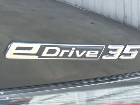 Used 2023 BMW i4 eDrive35 w/ Premium Package RWD image 27