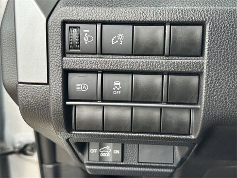 Certified 2025 Toyota Tacoma SR5 image 23