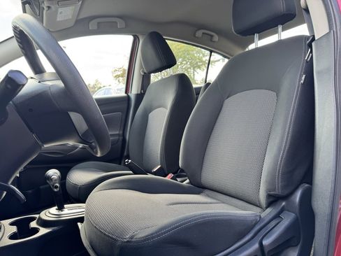 Used 2018 Nissan Versa SV image 12