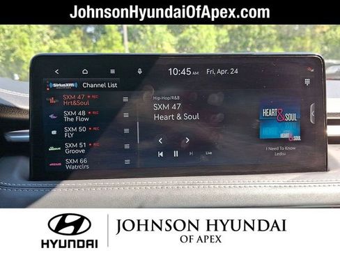 Used 2023 Genesis G70 2.0T AWD/4WD image 16