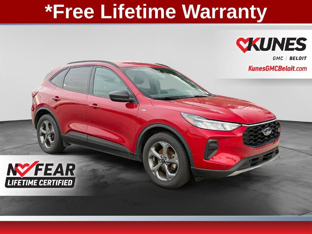 Used 2025 Ford Escape ST-Line FWD image 1