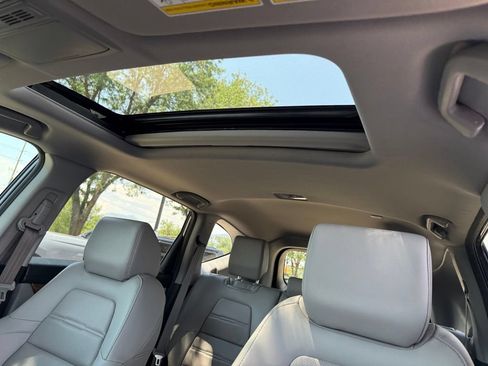 Used 2020 Honda CR-V Touring image 24
