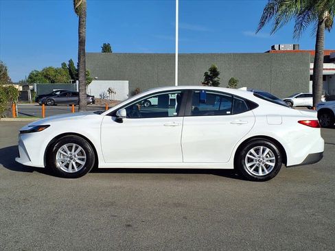 Certified 2025 Toyota Camry LE image 3