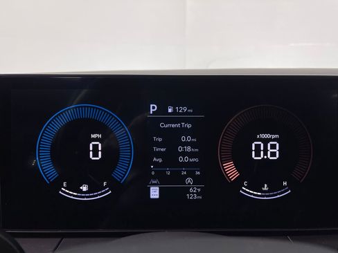 New 2026 Hyundai Santa Fe SE image 20