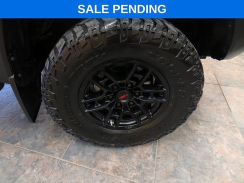 Used 2020 Toyota Tacoma TRD Pro AWD/4WD image 9