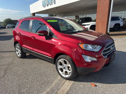 Used 2021 Ford EcoSport SE w/ SE Convenience Package FWD image 3