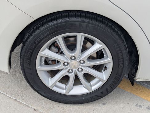 Used 2014 Subaru Impreza 2.0i Premium w/ All-Weather Package w/CVT AWD/4WD image 12