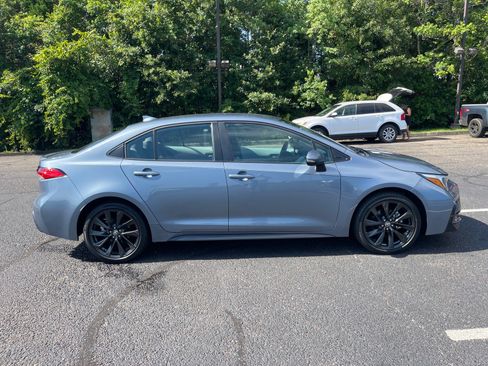 Used 2023 Toyota Corolla SE FWD image 21