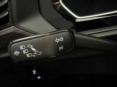 Used 2024 Volkswagen Jetta SEL image 34