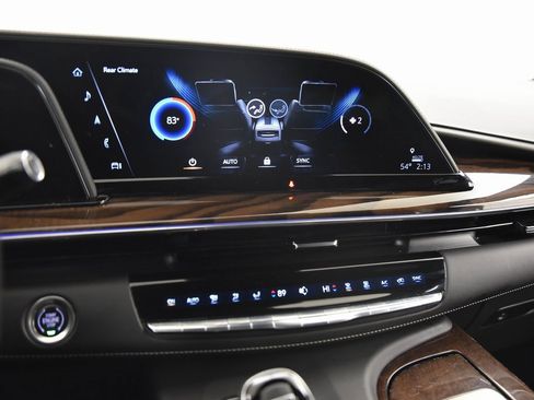 Used 2022 Cadillac Escalade Sport Platinum image 24