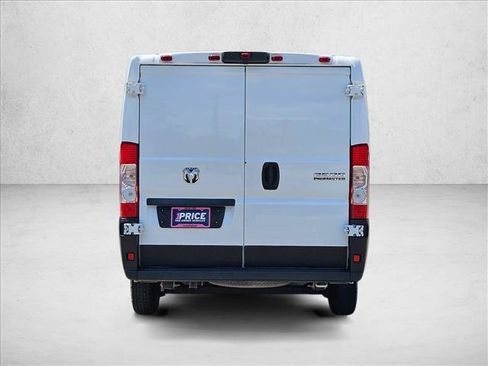 Used 2025 RAM ProMaster 2500 w/ Convenience Group FWD image 6
