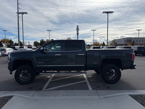 Used 2017 GMC Sierra 1500 Denali image 4